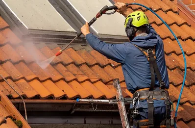 Démoussage et hydrofuge de toiture à Arrout